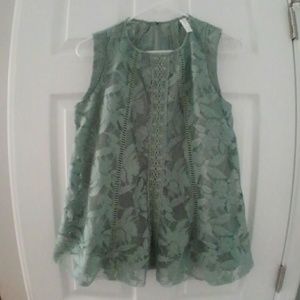 Green lace top